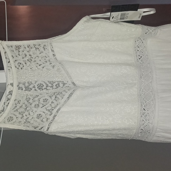 Pretty spaghetti strap white dress - Picture 3 of 5